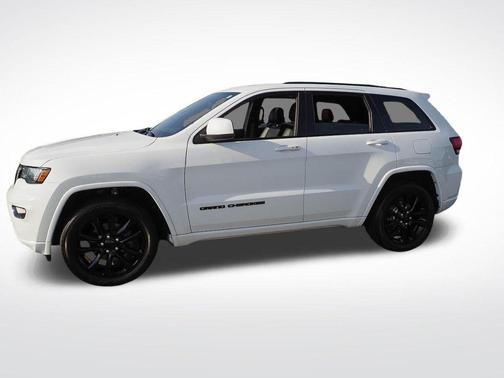Bright White Clearcoat 2020 Jeep Grand Cherokee Altitude