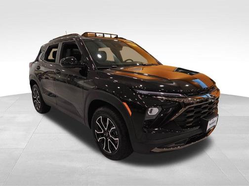 Mosaic Black Metallic 2026 Chevrolet Trailblazer ACTIV