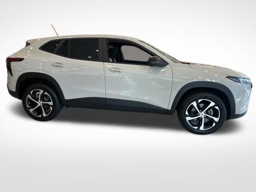 White Sand 2026 Chevrolet Trax 1RS