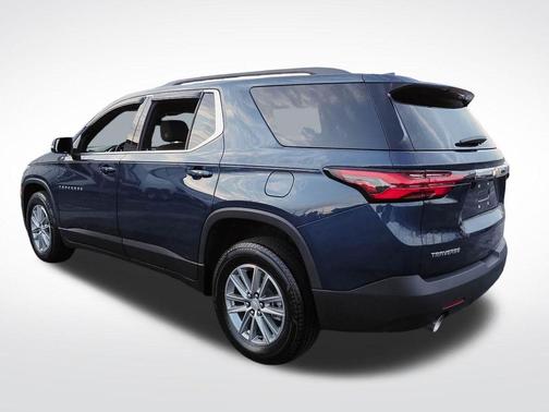 Northsky Blue Metallic 2023 Chevrolet Traverse LT Cloth