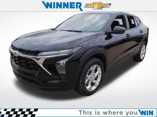 Mosaic Black Metallic 2024 Chevrolet Trax LS