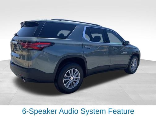 2022 Chevrolet Traverse LT Cloth