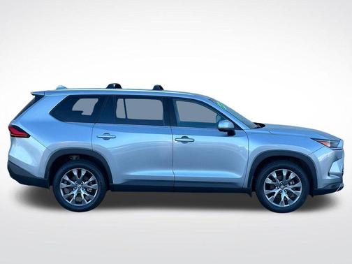 Celestial Silver Metallic 2024 Toyota Grand Highlander LIMITED