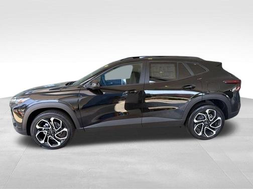 Mosaic Black Metallic 2026 Chevrolet Trax 2RS