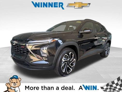 Mosaic Black Metallic 2026 Chevrolet Trax 2RS