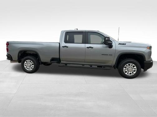 2026 Chevrolet Silverado 3500 WT