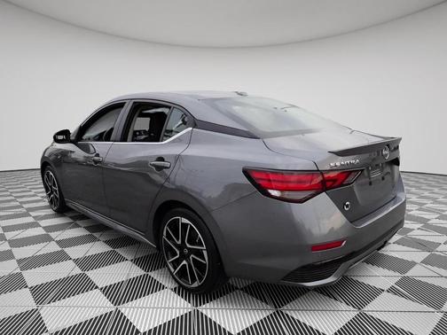 Gun Metallic 2025 Nissan Sentra SR