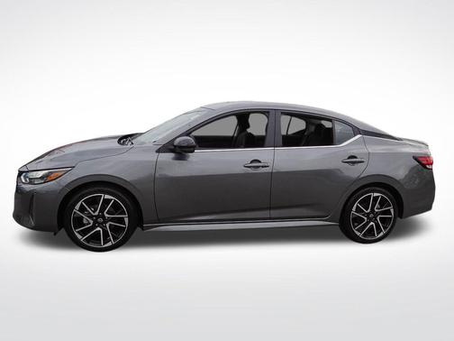 Gun Metallic 2025 Nissan Sentra SR