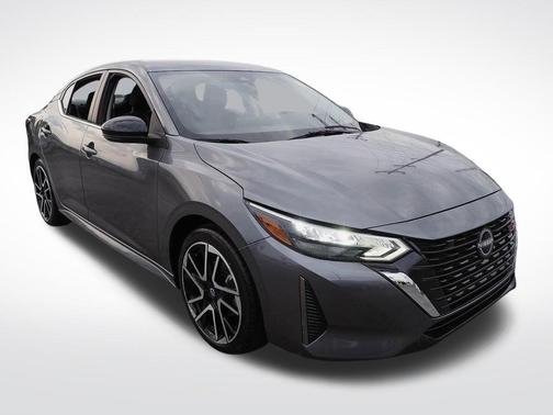 Gun Metallic 2025 Nissan Sentra SR