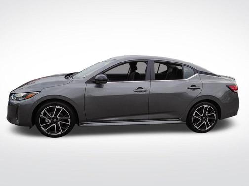Gun Metallic 2025 Nissan Sentra SR