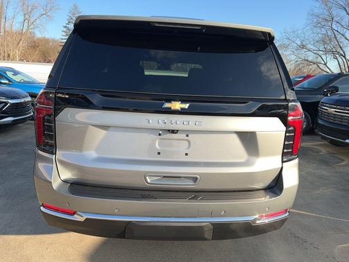 2025 Chevrolet Tahoe LS