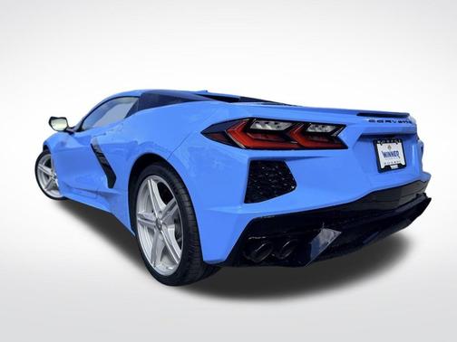 Rapid Blue 2024 Chevrolet Corvette Stingray w/3LT