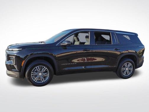 Mosaic Black Metallic 2024 Chevrolet Traverse LS