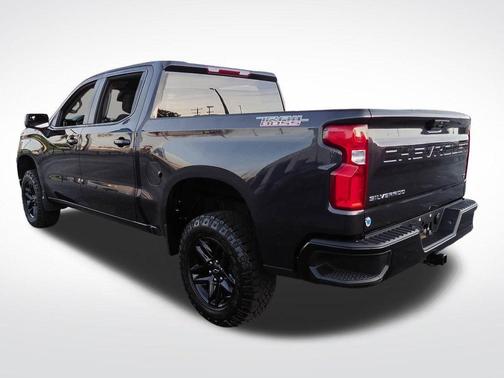 Black 2022 Chevrolet Silverado 1500 LT Trail Boss