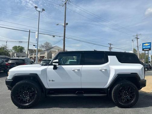 2024 GMC HUMMER EV SUV 2X