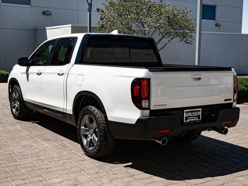 Platinum White Pearl 2024 Honda Ridgeline TrailSport