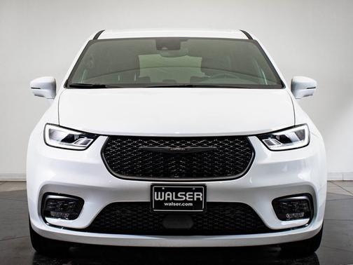 2022 Chrysler Pacifica Hybrid Hybrid Touring L