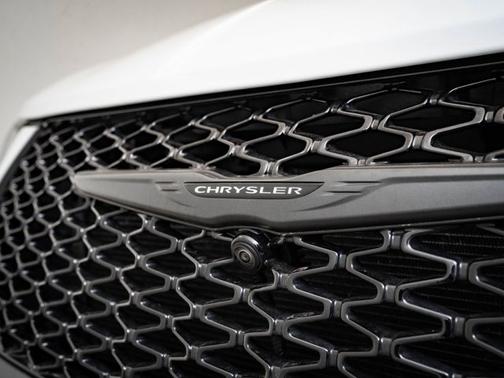 2022 Chrysler Pacifica Hybrid Hybrid Touring L