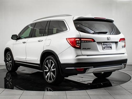 2021 Honda Pilot Touring 7-Passenger