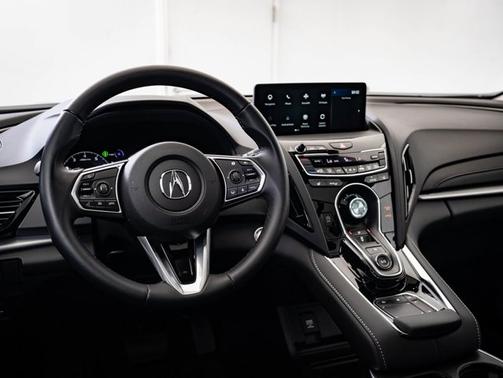 2025 Acura RDX w/Technology Package