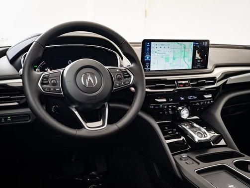 2025 Acura MDX w/Technology Package