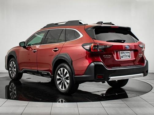 2025 Subaru Outback Touring