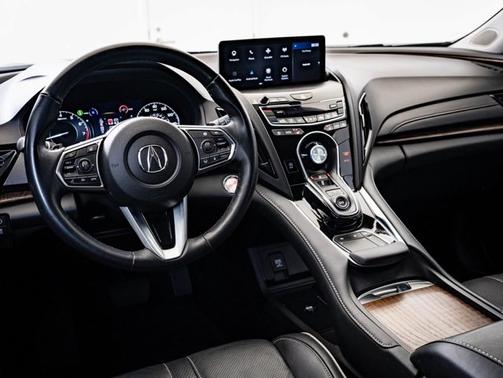 2022 Acura RDX w/Advance Package