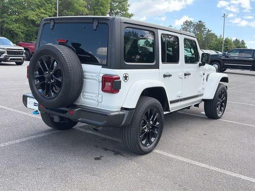 Bright White Clearcoat 2023 Jeep Wrangler 4xe Sahara