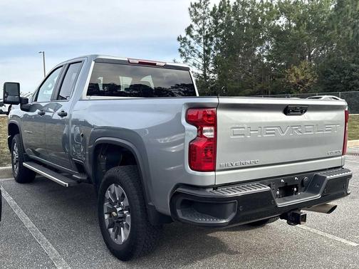 2025 Chevrolet Silverado 2500 Custom