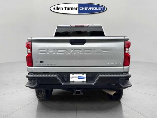 2025 Chevrolet Silverado 2500 Custom