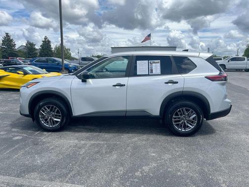 Brilliant Silver Metallic 2024 Nissan Rogue S