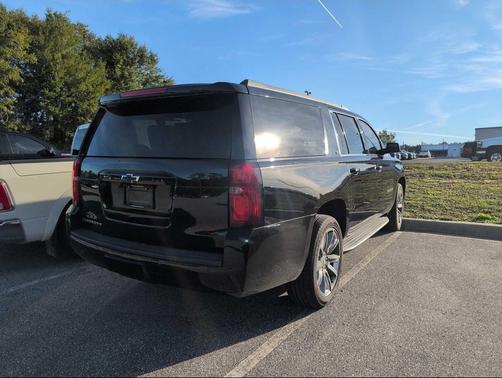 2018 Chevrolet Suburban LT