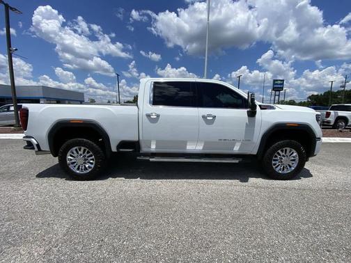 2024 GMC Sierra 3500 Denali