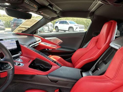 2023 Chevrolet Corvette Stingray w/2LT
