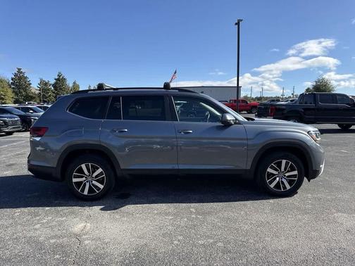 2022 Volkswagen Atlas 2.0T SE