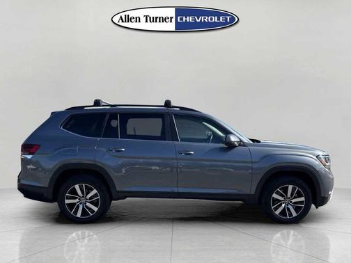 2022 Volkswagen Atlas 2.0T SE