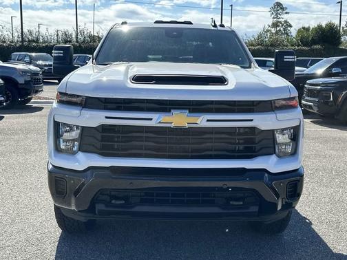 2026 Chevrolet Silverado 2500 Custom