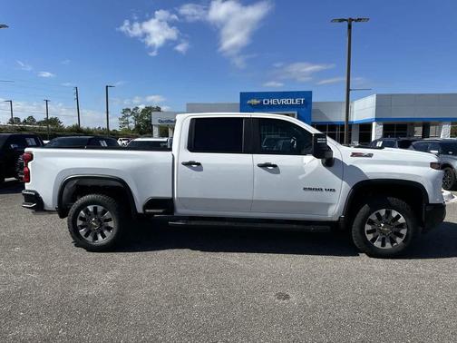 2026 Chevrolet Silverado 2500 Custom