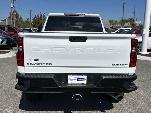 2026 Chevrolet Silverado 2500 Custom