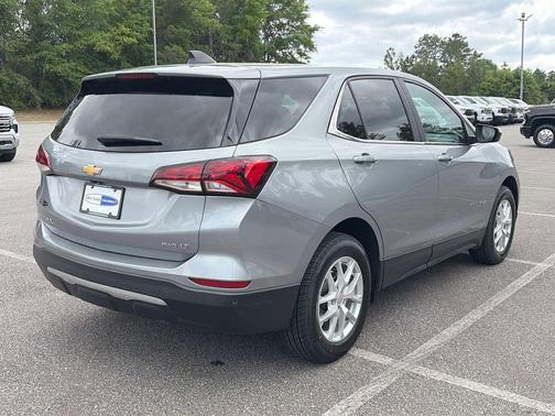 Sterling Gray Metallic 2024 Chevrolet Equinox 1LT