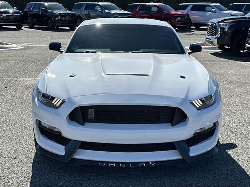 2017 Ford Shelby GT350 Base