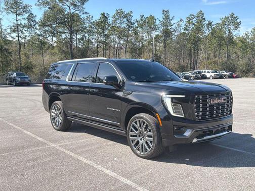 Onyx Black 2025 GMC Yukon XL Denali Ultimate