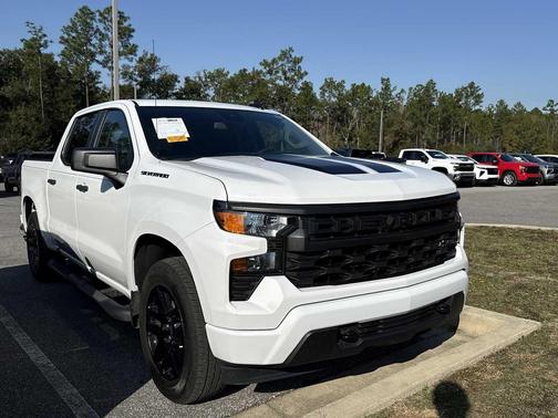 2024 Chevrolet Silverado 1500 Custom
