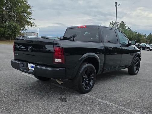 2024 RAM 1500 Classic Warlock Crew Cab 4x2 5'7' Box