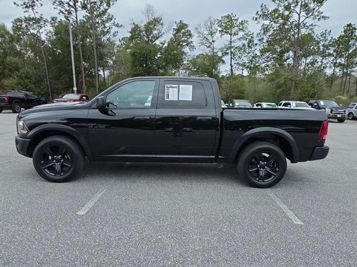 2024 RAM 1500 Classic Warlock Crew Cab 4x2 5'7' Box