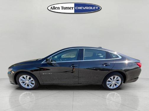 Mosaic Black Metallic 2025 Chevrolet Malibu FWD 1LT