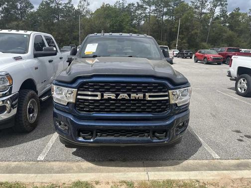 Patriot Blue Pearlcoat 2024 RAM 3500 Big Horn Crew Cab 4x4 8' Box