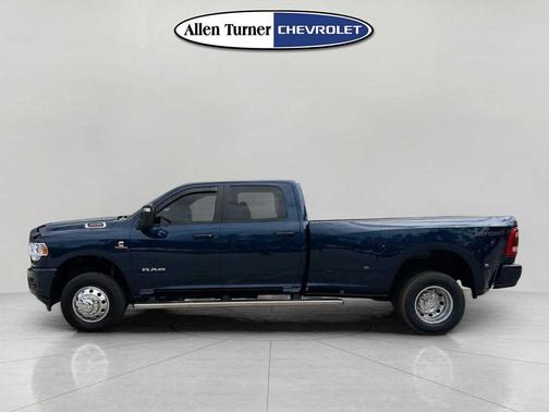 2024 RAM 3500 Big Horn Crew Cab 4x4 8' Box