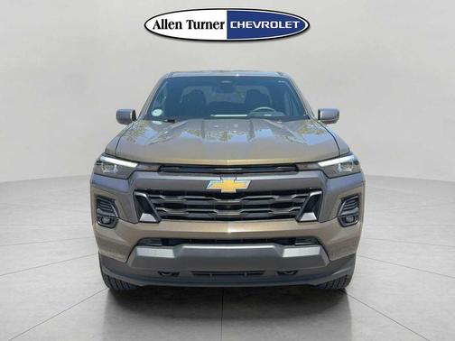 Harvest Bronze Metallic 2024 Chevrolet Colorado LT