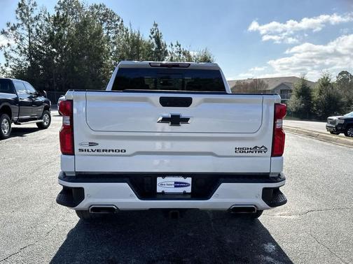 2022 Chevrolet Silverado 1500 High Country